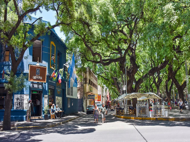 Paseo Alameda Capital Mendoza Argentina