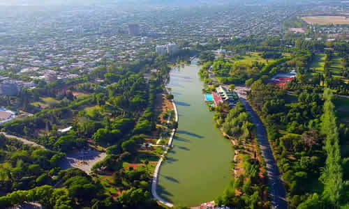 Lago Parque General San Martín Ciudad de Mendoza Argentina