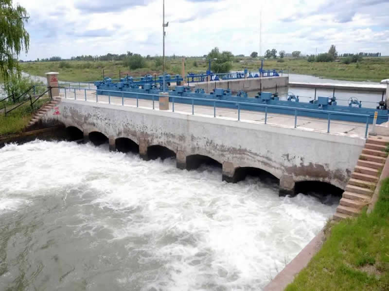 Río Tunuyán, Rivadavia. Mendoza, Argentina.