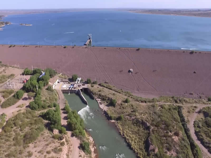 Dique El Carrizal, Rivadavia. Mendoza, Argentina.