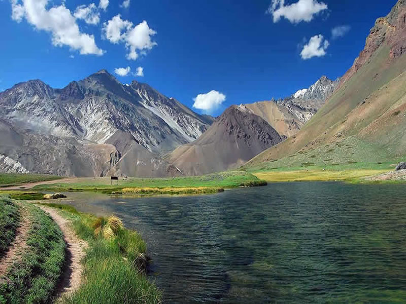 Laguna Horcones, Las Heras. Mendoza, Argentina.
