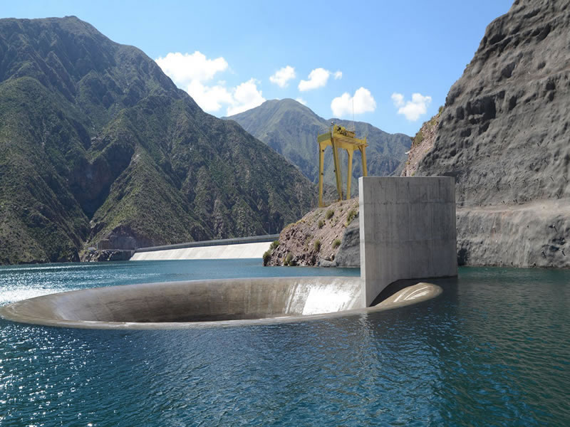 Dique Potrerillos, Luján de Cuyo. Mendoza, Argentina.