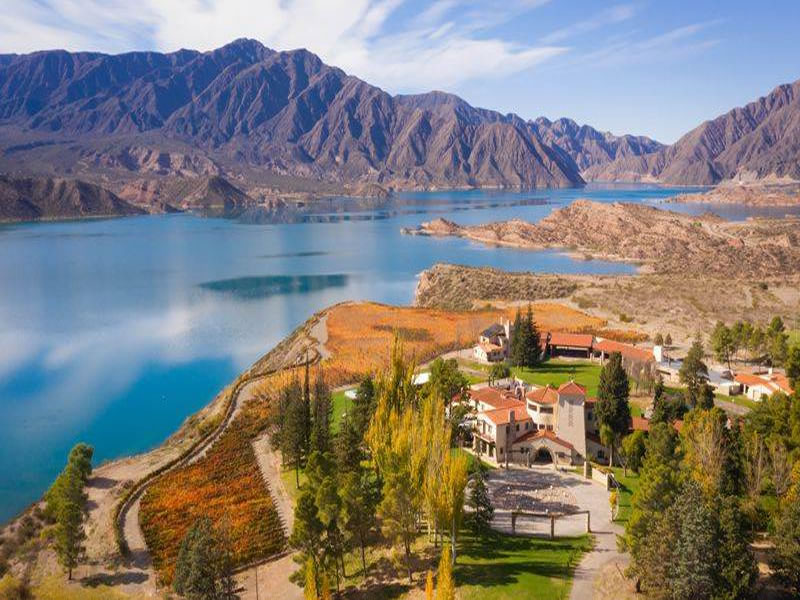 Hotel Potrerillos, Luján de Cuyo. Mendoza, Argentina.