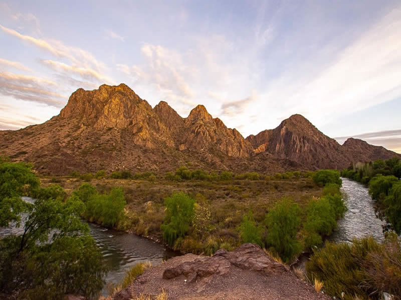 Río Atuel, San Rafael. Mendoza, Argentina.