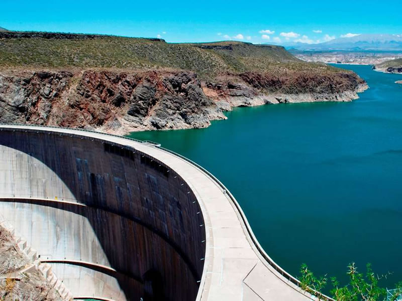 Dique Agua del Toro, San Rafael. Mendoza, Argentina.