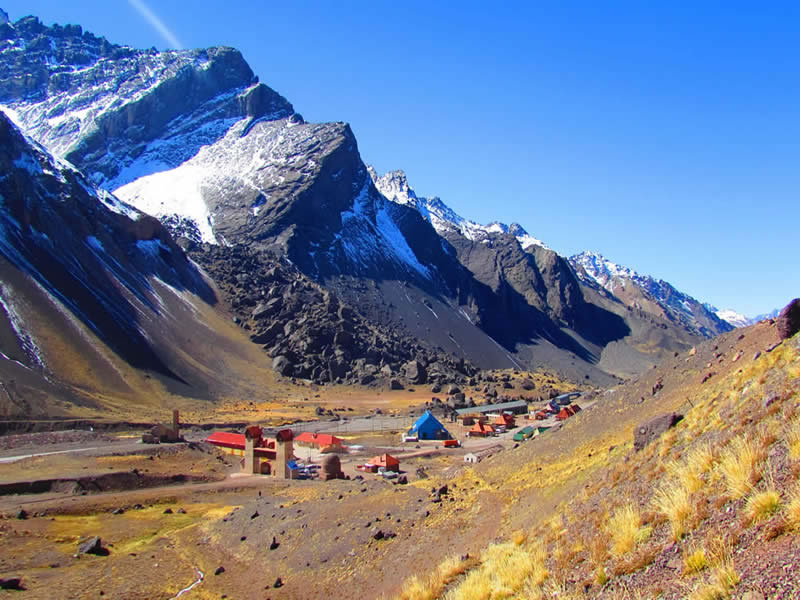 Las Cuevas, Las Heras. Mendoza, Argentina.