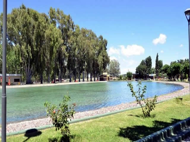 Paseo del Lago Rivadavia Mendoza Argentina
